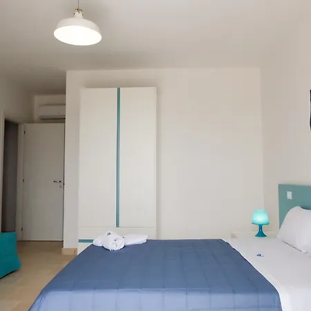 B&B La Dimora Salento 카로비그노