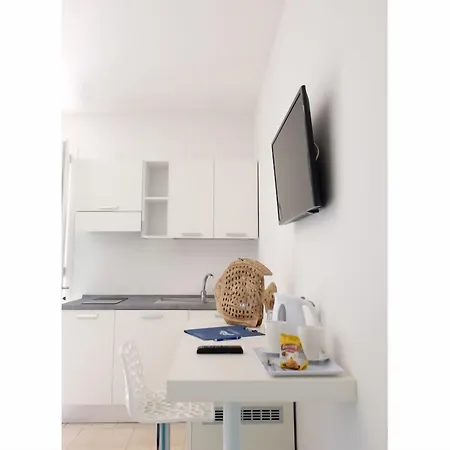 Alojamento de Acomodação e Pequeno-almoço La Dimora Salento 4*